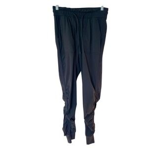 Lululemon Beyond the Studio Joggers Gray Luxtreme 28” Women’s Sz 6 Workout Pants